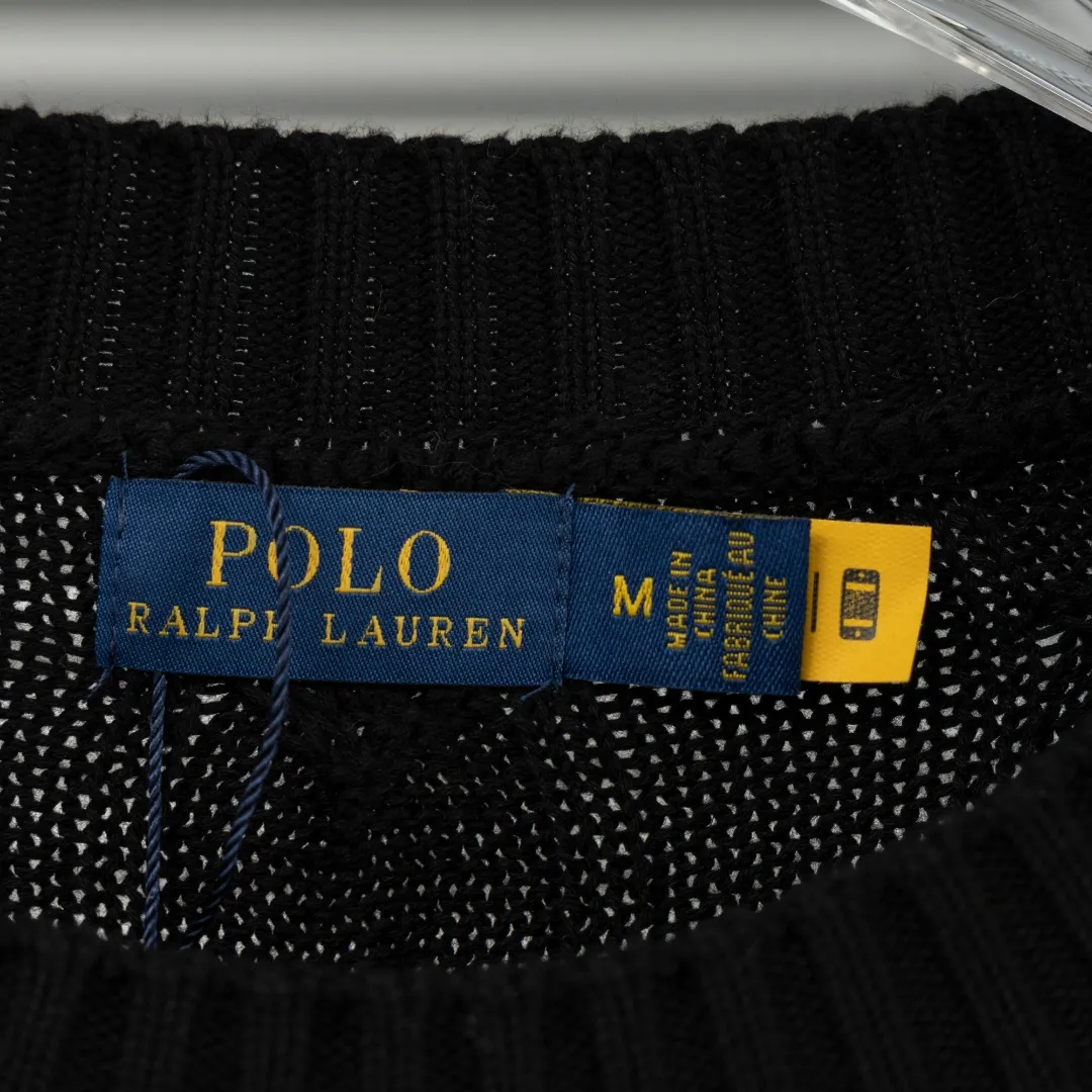 P280 top version (different currencies). You can scan the code to enter the official website. Style: Ralph Lauren POLO Ralph Lauren small label embroidered knitted old money style long-sleeved sweater. Color: Picture color. Size: S-XL. Fabric: pure cotton. Accessories: full set of customized accessories. No gender distinction. Same style for men and women.